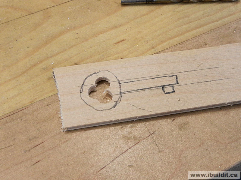 marking a wooden key
